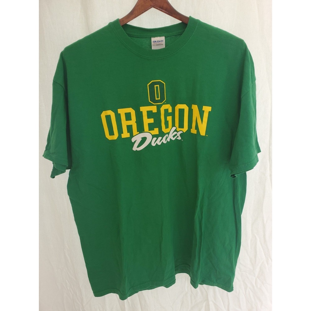 Gildan Oregon Ducks Mens XL Green Heavy Cotton Short Sleeve TShirt NCAA Fan Gear